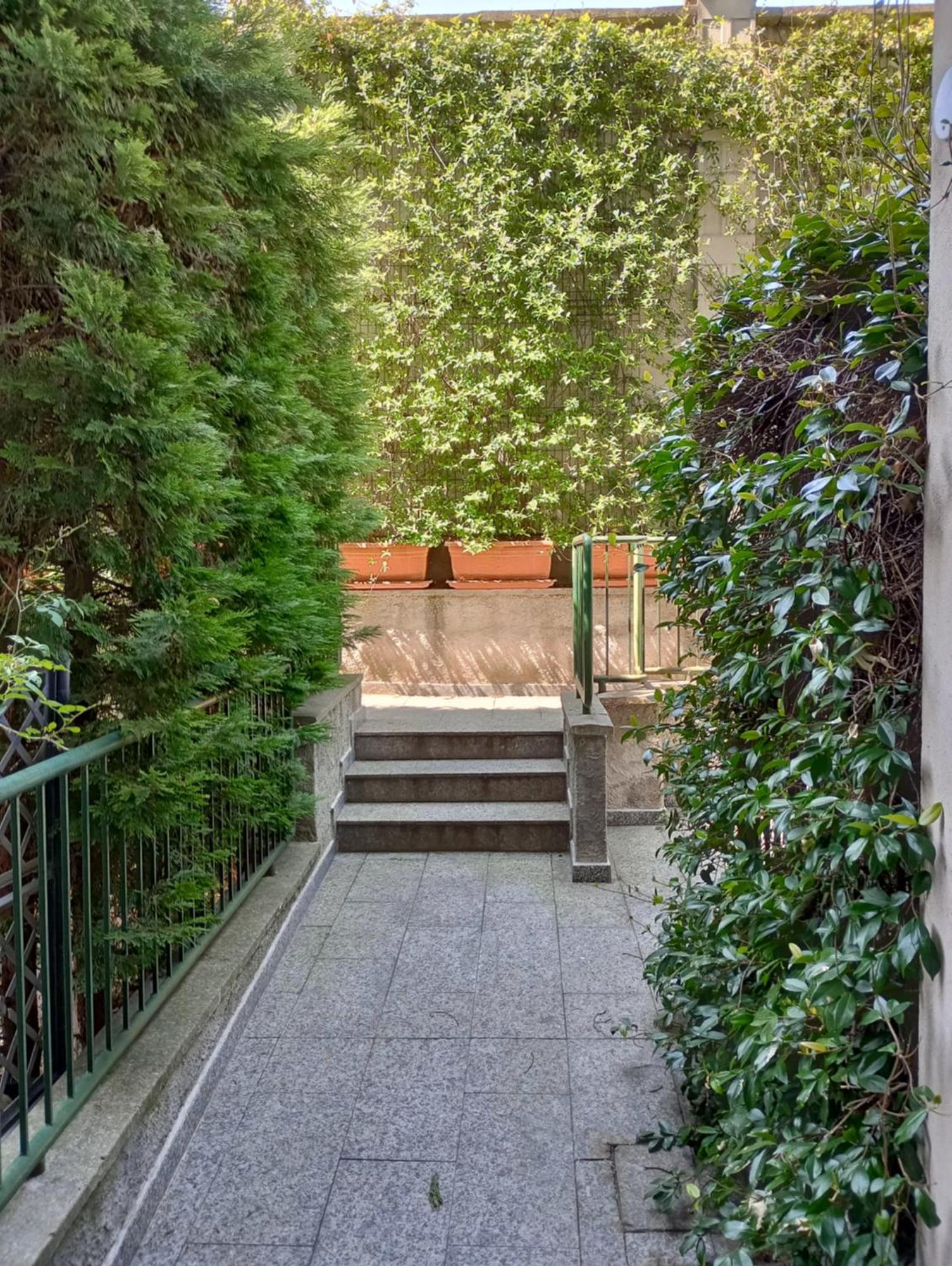 Casa Albertina Grazioso Appartamento Vicino Alla Stazione Monza Extérieur photo